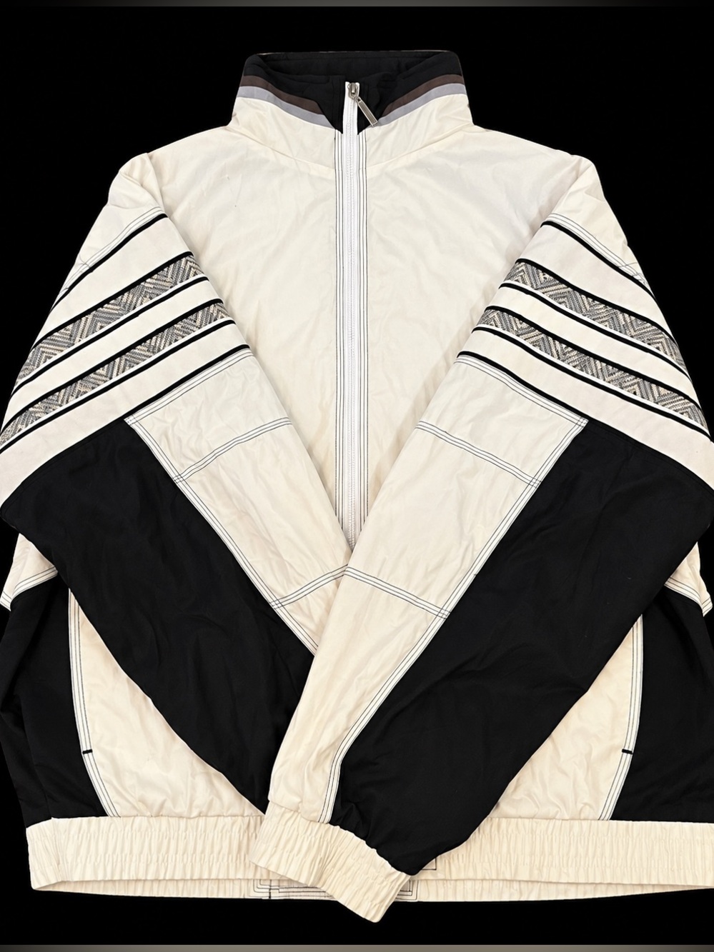 Vintage '90s HEAD Windbreaker – Black & Cream